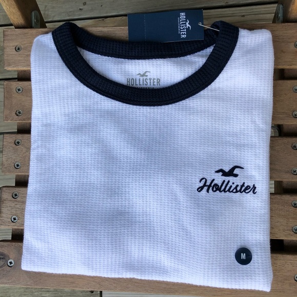 Hollister white knit tee! - Picture 4 of 5